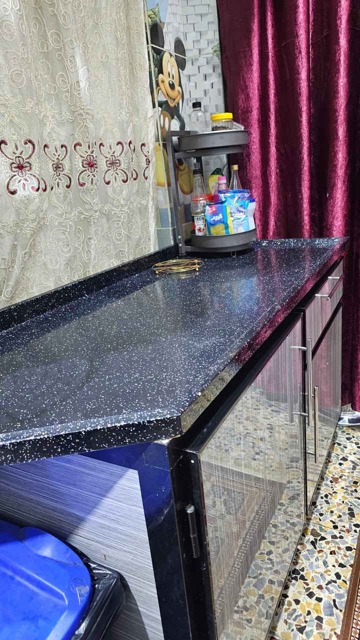 كاونتر المنيوم نضيف مرمر كوارتز  نضيف 

.....

السعر ٦٠٠ وبي مجال 

مكان البلديات شارع المصرف 

***********
