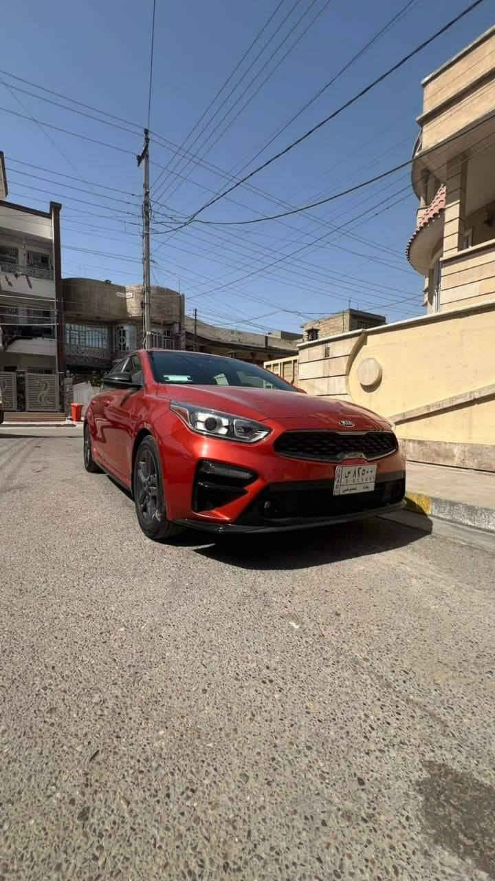 🚗 كيا فورتي GT-Line 2021، لون مشمشي. 

✅ ماشية فقط 59000 ميل
✅ تحويل الكير من AT⬅️CVT شغل احترافي ونظيف جداً
✅ حادث خلفي بسيط (مصبوغ الرقم والحوض معدل نظيف)
✅ شاشة وسطية كبيرة + كاميرا خلفية + حساسات
✅ نظام Sport + تبريد ثلج ❄️
✅ تايرات جديدة 
✅باتري جديد

💰 السعر: 150000 دولار (قابل للتفاوض)
📍 الموقع: بغداد م. الصدر
📞 للتواصل: ***********
