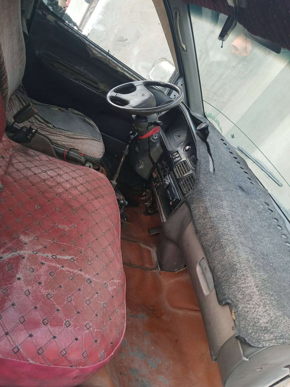 سلام عليكم بريجو للبيع موديل 1997بسمي رقم واصط سنويه 30 هزه جديده مصفره من كلشي كير محرك اكسن مكفول السياره مصبوقه جماليه صواصي معمره تخم تاير بس يراد دوشمه الباقي فول كهربايات شغاله السعر 50 وبيه مجال مكان ابو غريب ابو منيصير *********** وبيه واتسأب اسف علا ايطاله
