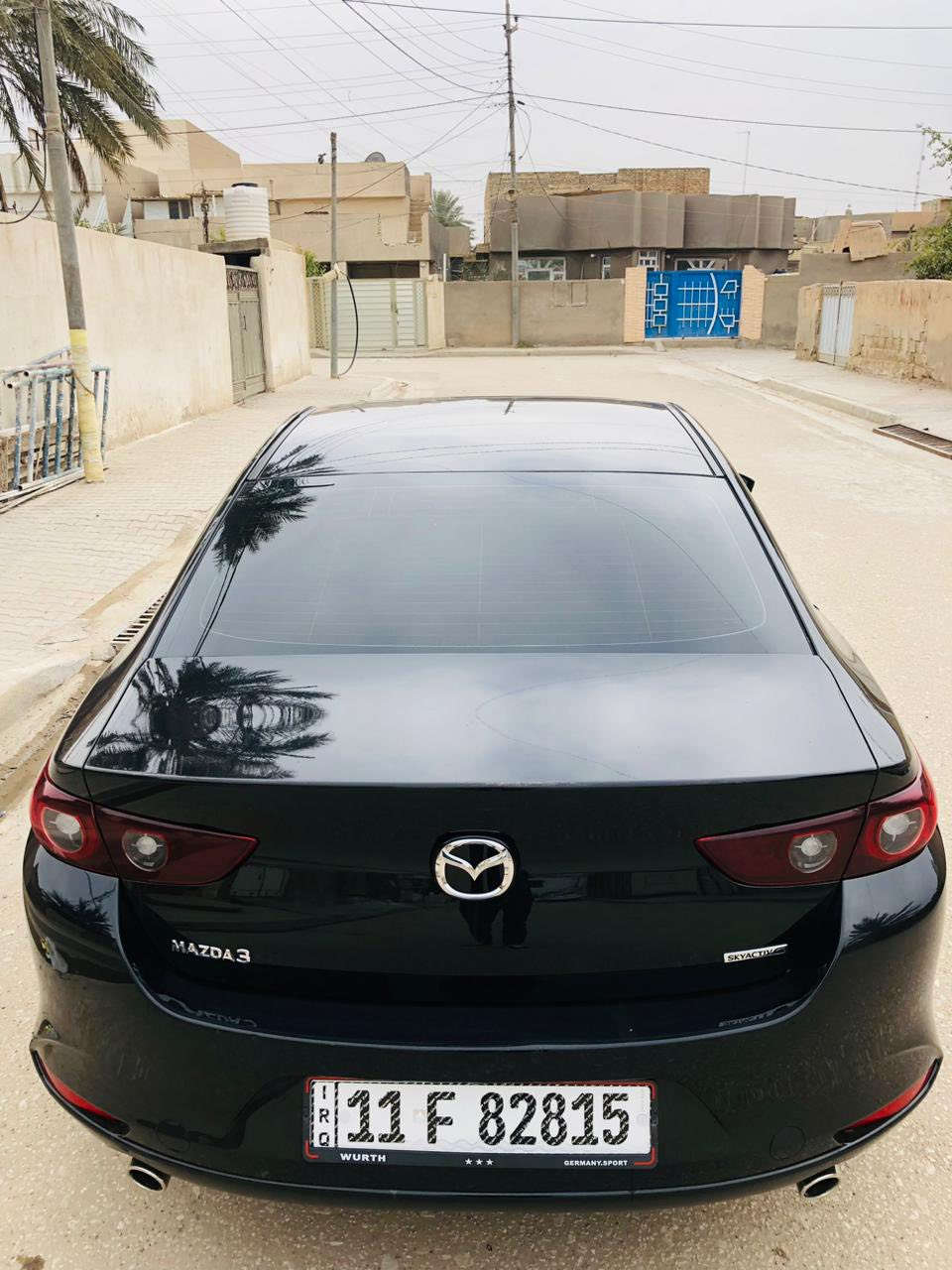 السلام عليكم
(  بيع او مراوس حسب القناعه  )
        ياباني اصل
‏ MAZDA 3 ( SKYACTIV G )
الموديل  2023
مكينه SKYACTIV )2500 )المرغوب بدون تيربو
عداد الممشى  30 
لون  اسود 
رقم بغداد باسمي تحويل ثاني يوم 
سنويه لغاية 2030
فول مواصفات   ((  فئه بريميوم   ))
نضام وضعيه قياده سبورت 
عداد ديجيتال
دبل كزوز اكتف
نضام اوتو هولد بريك
هاند بريك بصمه 
ماوس تحكم شاشه يم الكير
بصمه تشغيل
فتحه سلايت روف
سستم سماعات 
دخول ذكي 
خاصيه القفل التلقائي 
مقاعد جلد 
مقاعد تدفئه 
تحكم مقاعد كهرباء 
اشاير مري
مري قلابه على بك
نقاط عمياء 
مانع تصادم 
مانع تزحلق 
رادارات محيطي امامي وجانبي وخلفي 360
تحكم ستيرن جهتين
تبريد شاشه لمس منفصل للسائق والراكب
مثبت سرعه 
ربط على السياره الأمامية 
جام اوتو امامي خلفي 
حساس عند الجتياز وجرس
نضام الايت اوتو 
لايت امامي لد زنون مع لد نهاري بلادي ياباني
الإضائه الداخليه لد زنون
بك لايت لد
ويل بلاك حجم 18

حادث امريكا 
جاملغ امامي مبدل 
وكلش قليل من البنيد 
باب السائق بارد ع وضعيه مال امريكا موضح بلصور
رقم الهاتف *********** _ ***********
                    السعر  ( 170 )
