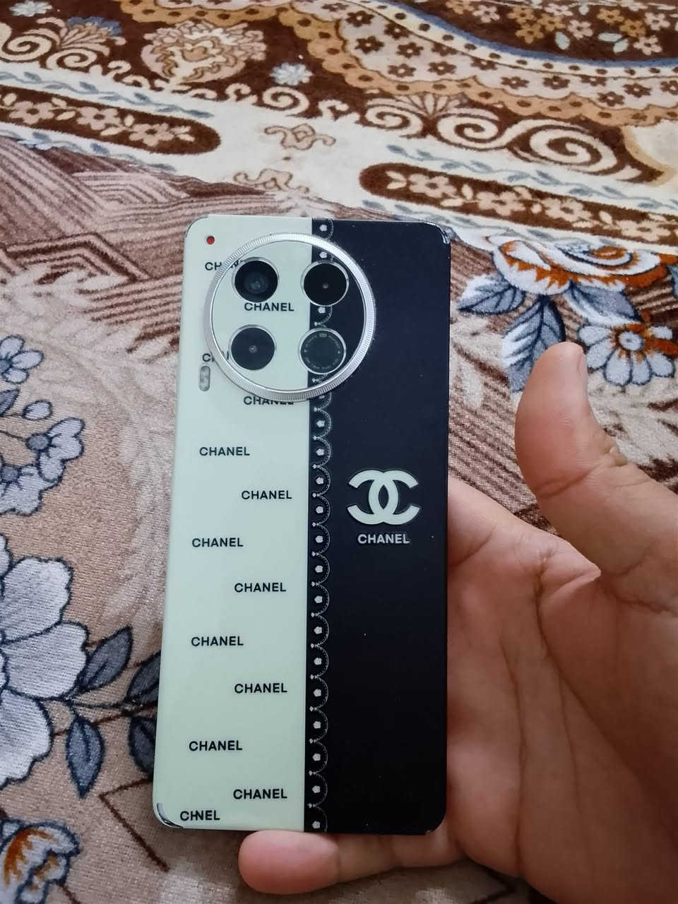 جهاز تكنو كمون 30فايف جي ذاكره512والعشوائيه 24 كامره تصوير فول فديو 2k
بصمه بالشاشه جهاز بي نضام العب تيربو يدعم الشحن العكسي جهاز كلش نضيف ومغلفه  تغليف فسفوري جهاز كله بشرط بي بس نقطه سوده بالطرف موضحه بالصور  ممبينه ابد  وطني بي ضمان جهاز سلاسه فول 

مراوس فقط ايفون العنده شي يدزه خاص


**إذا كنت صاحب هذا الإعلان وتريد حذفه لأي سبب، رجاءا أرسل رسالة إلى الدعم الفني**