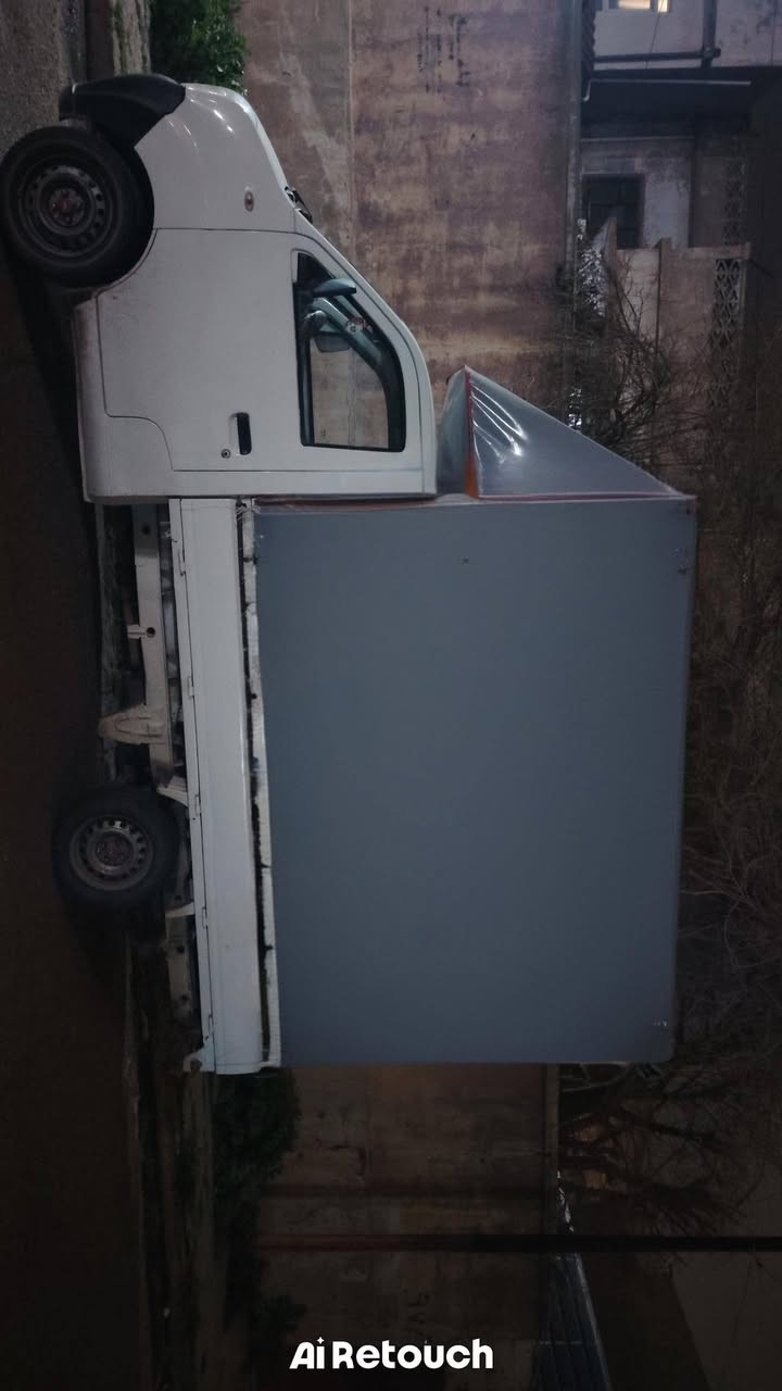 سياره ليفان حمل للبيع 2013
سياره نضيفه نحمل جبس بيها ماتعبانه رقم نينوى انكليزي شرط تحويل كوبون  سنويه 2027 كير شرط محرك أثر صرف قليل ماياثر للاستفسار ***********
