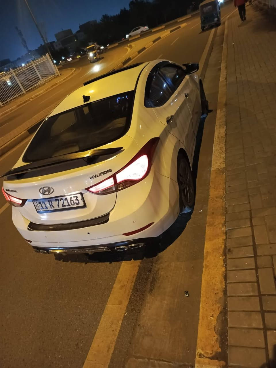 السلام عليكم سياره النترا خليجي 2015 مال جناي نفس ما موضح بالصور  سياره كلش نظيفه وحلوه مال بيت الاستفسار الاتصال على هذا الرقم السعر 125 وبيها مجال حق الجيه 
المكان بغداد الشعله الرحمانيه 
***********
