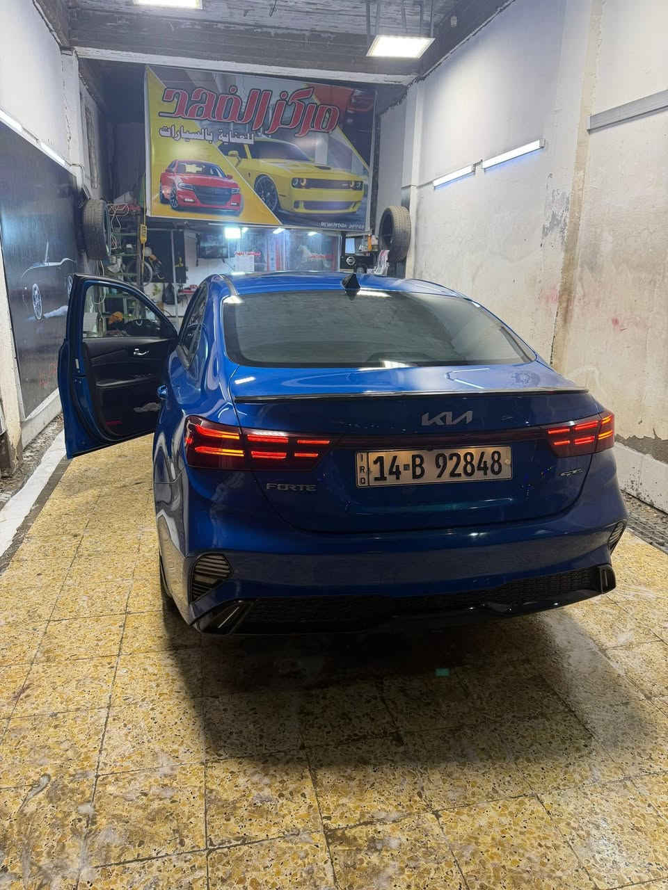 كيا فورتي جي تي لاين 2023 السياره فول موصفات فتحه و سماعات وكالة هارم و تحذير عند الرجوع و بريك ذاتي و تحكم ذاتي السياره فول على الاخر يعني 1/1 محرك السياره 2000 دوش حادثه قطعه وحده بس الدعاميه الاماميه و نفسه راجعه !!️بدون ايرباك وبدون شواصي!!️ سياره رقم معوقين بصره المعوق موجود و سويلك وكاله عام شنو تريد منه يسويلك رقم الشاصي موجود تكدر تدخل وتشوف الحادث او تراسليني ادزلك تقرير كامل عن الحادث سياره سعرها 155$ بيه مجال شي قليل و خواته ب 170 رقمي ***********
