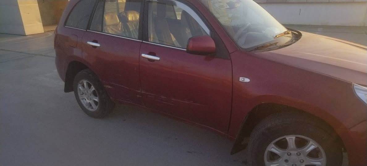 السلام عليكم تيكو 13 رقم بصره بسمي انكليزي للبيع السيارة حلوه البدي شوف العين مابيها خياسات المكينه بيها بخار والكارت مال اليده مال الكير  عطل هس بالمطره  الاخيرة يرادلها ترتيب فقط سعرها 40وبيها مجال قليل مكان السيارة ميسان للاستفسار ***********
