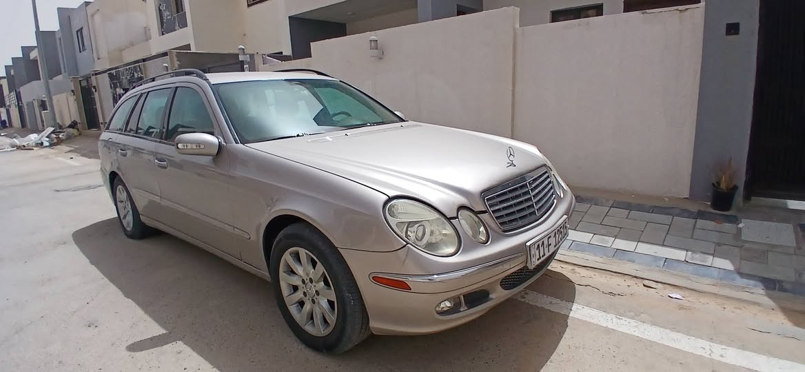 مرسيدس ام عيون ستيشن موديل2005 200E محرك اربعة سلندر محرك جديد بسمي رقم بغداد جديد دولي هزه جديده غرفة جديده نقص فقط تبريد مصبوغه عام لجماليةفقط السعر مناسب ١٠٥ وبيهامجال رقمي وتساب***********متواجد فقط على وتساب مكاني النجف الاشرف

