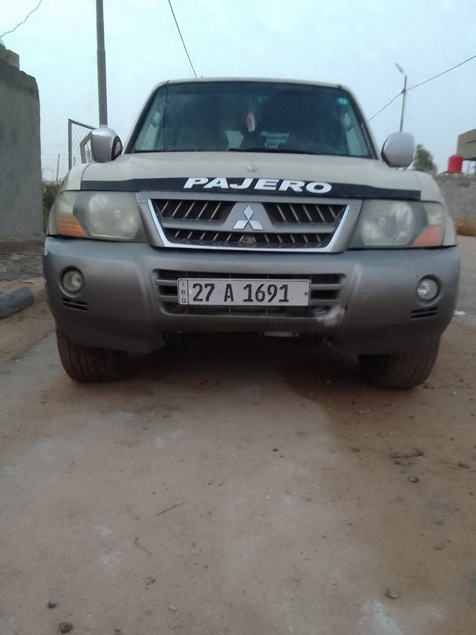 باجيرو موديل 6 بسمي مصبوغه عام تبريد شغال مكينه 3500الرقم الدولي حداديه قبل شهرين مشتغله تايرات جديد المكينه قبل يومين كامت وماعندي فلوس تصليح يعني تجي تاخذه بكرين للفيتر تريد جفته تريد تخليه مكينه ملكه مكاني ديوانية بسعر 50وبيه مجال ***********
