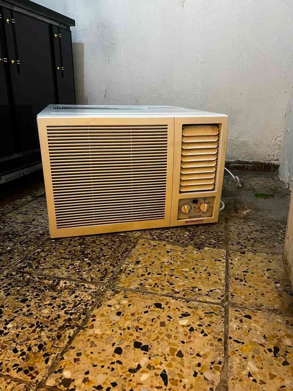سلام عليكم مكيف اللبيع جديد بمعنه الكلمه سعره ٢٥٠ وبي مجال


**إذا كنت صاحب هذا الإعلان وتريد حذفه لأي سبب، رجاءا أرسل رسالة إلى الدعم الفني**