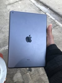 ايبات ٩للبيع نضافه ميه بل ميه  جهاز لك بمعنى الكلمه  ذاكره ٦٤ بطاريه ٩...