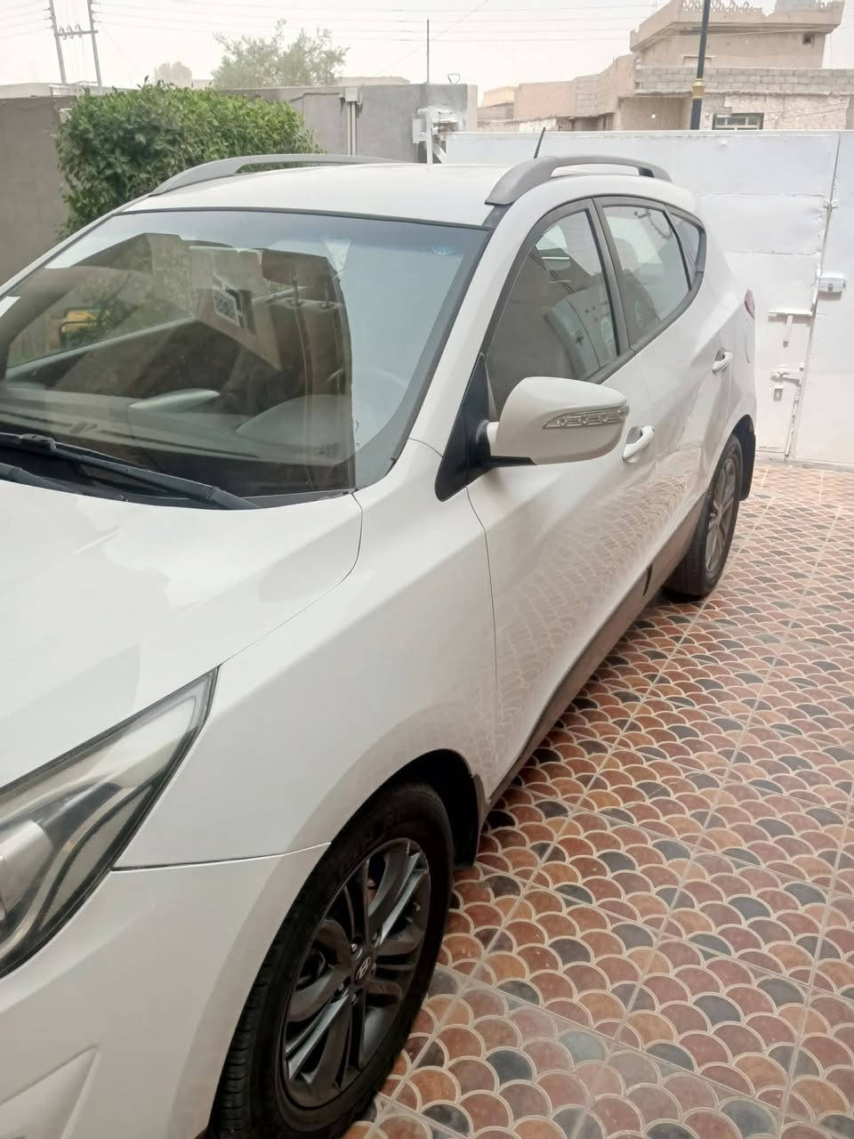 توسان موديل خليجي  2015
ماشيه 123
الضرر قطعتين الجنطه والجاملغ 
السعر 146
رقم اربيل انكليزي 
سنويه 2030
للاتصال على الرقم ***********
