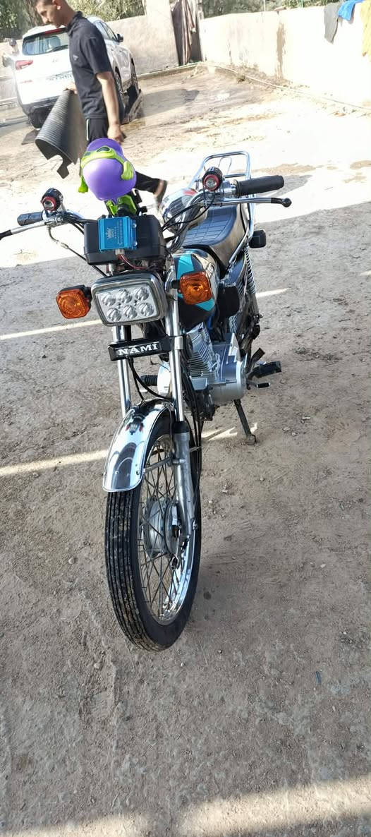 سلام عليكم دراجه للبيع شاصي 14 والغراض 2024 محرك شلامجه يشك الكاع دراجة حلوة ومرتبة احلة من الصورة اوراق أصولي وكيلها عقيل الربيعي بل نجف السعر 500 وبيها مجال حك الجية مكاني نجف حيدرية خان النص ‏‪***********‬‏
