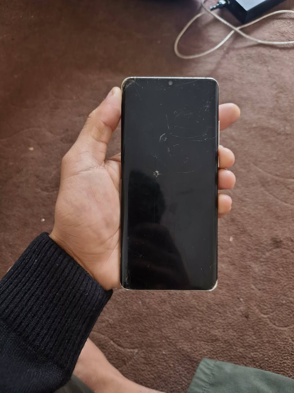 HUAWEI P30 Pro 
جهاز راقي بالمس وسلاسه عاليه 
ذاكرة 128 رام 8
مامفتوح شرط بوبجي 90فريم الجهاز شاشه قوس و بي فطر بالكلاس مثل ماموضح بالصوره معارض او بيع170


**إذا كنت صاحب هذا الإعلان وتريد حذفه لأي سبب، رجاءا أرسل رسالة إلى الدعم الفني**