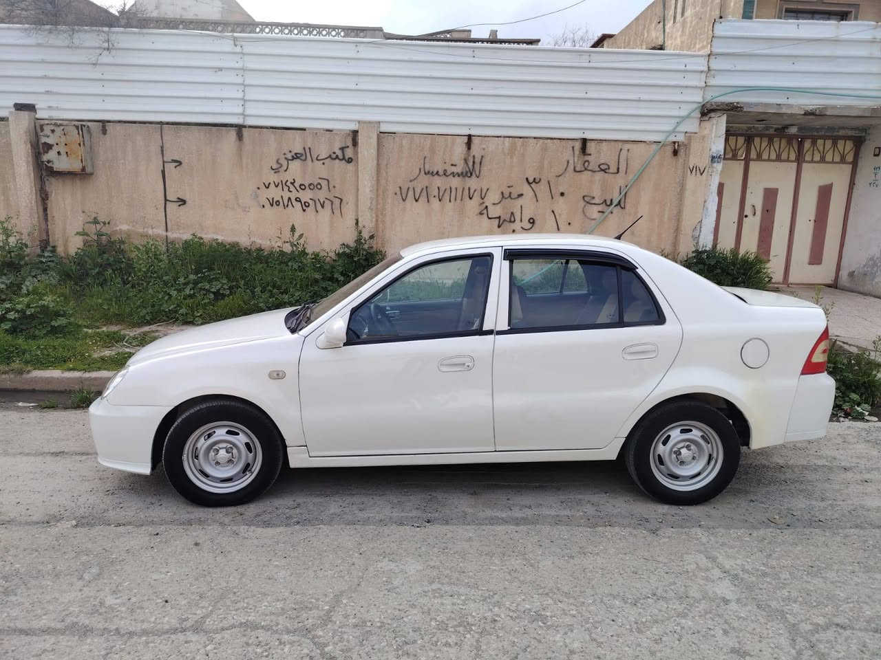 سيكي للبيع موديل 13
رقم نينوى سنويه ساقطه
بيها 5 قطع السقف بي بارد قالب علي البوند
مكينه ما مفتوحه
طخم نضيف
لايت زينول اصلي
طخم تايه جديد
تفاصيل اكثر خابر ***********
