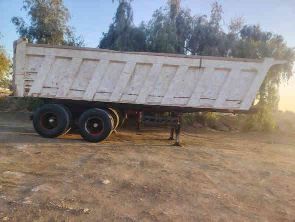 للبيع عربانه الماني ذرعه 32 متر مجموعه براد 16  تخم تاير مكان بغداد التاجي المشاهده  السعر 85 ورقه  ***********
***********
