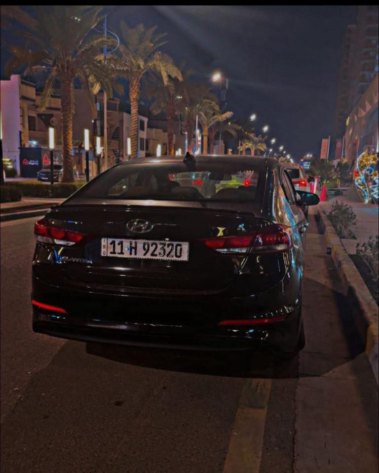 بسعر اكسنت  
النترا 2017

السياره ناعمه 
جداً جداً 
محرك كير صدر درجه اولى 
تبريد ثلج
سياره كامل مواصفاتماعده الفتحه 
اربع قطع 
صبغ بدون 
دواخل وبدون ايرباك للجماليه تراي للشمال ناعمه جداً ماشيه 81 الف ميل مشيها قليل جداً صدر جديد تخم تاير جديد

رقم بغداد مكانها بغداد

السعر 105$ بيها مجال

رقم راعيها ***********
