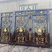 عندي ابواب سلايت   عرض 3 متر والرتفاع مترين     اكو تواصيل اي مكان اتص...