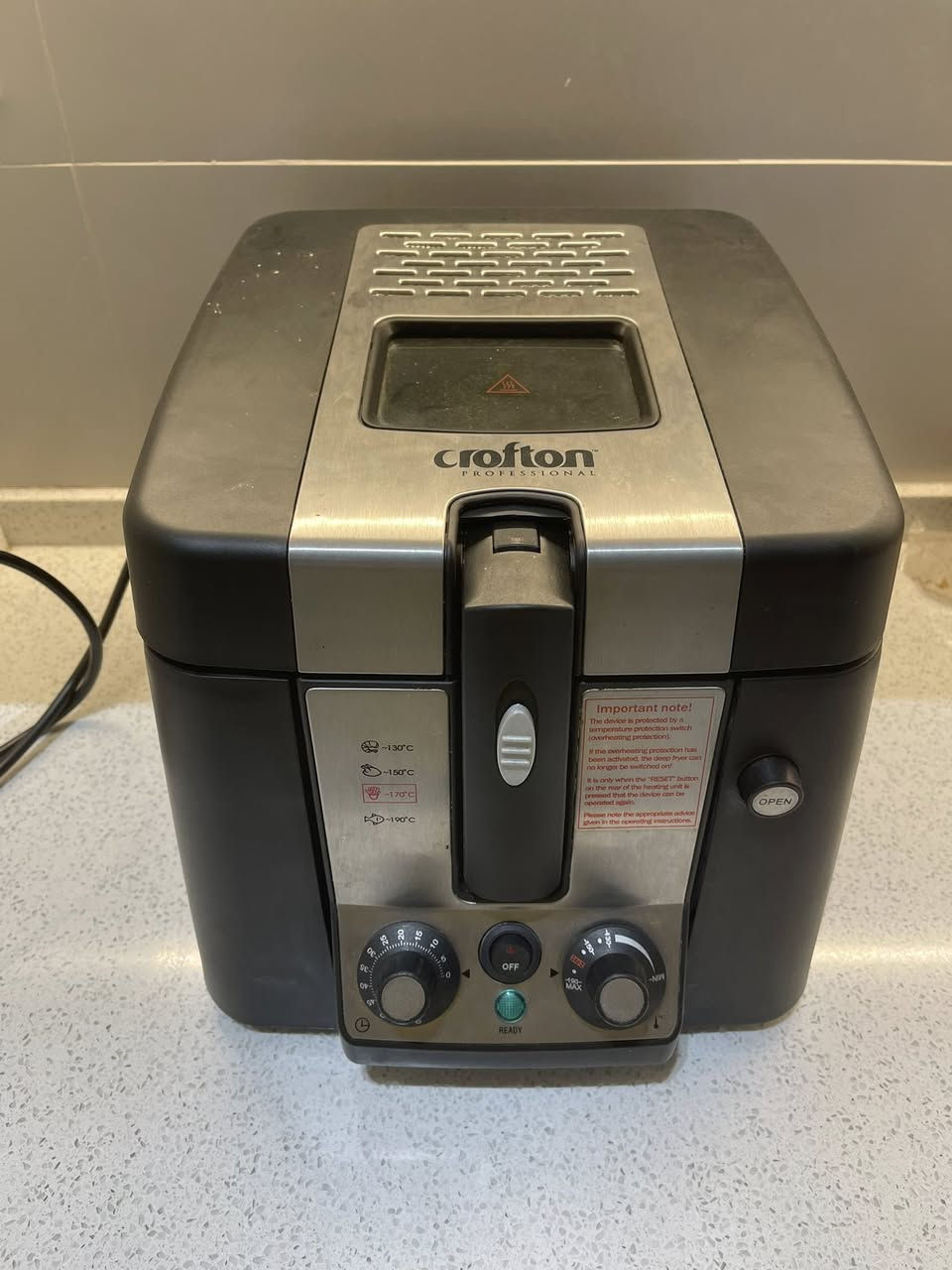 قلايه للبيع +قالب كليجه
القلايه باله اصليه مظيفه كلش ب40 
وقالب الكليجه ب10


**إذا كنت صاحب هذا الإعلان وتريد حذفه لأي سبب، رجاءا أرسل رسالة إلى الدعم الفني**