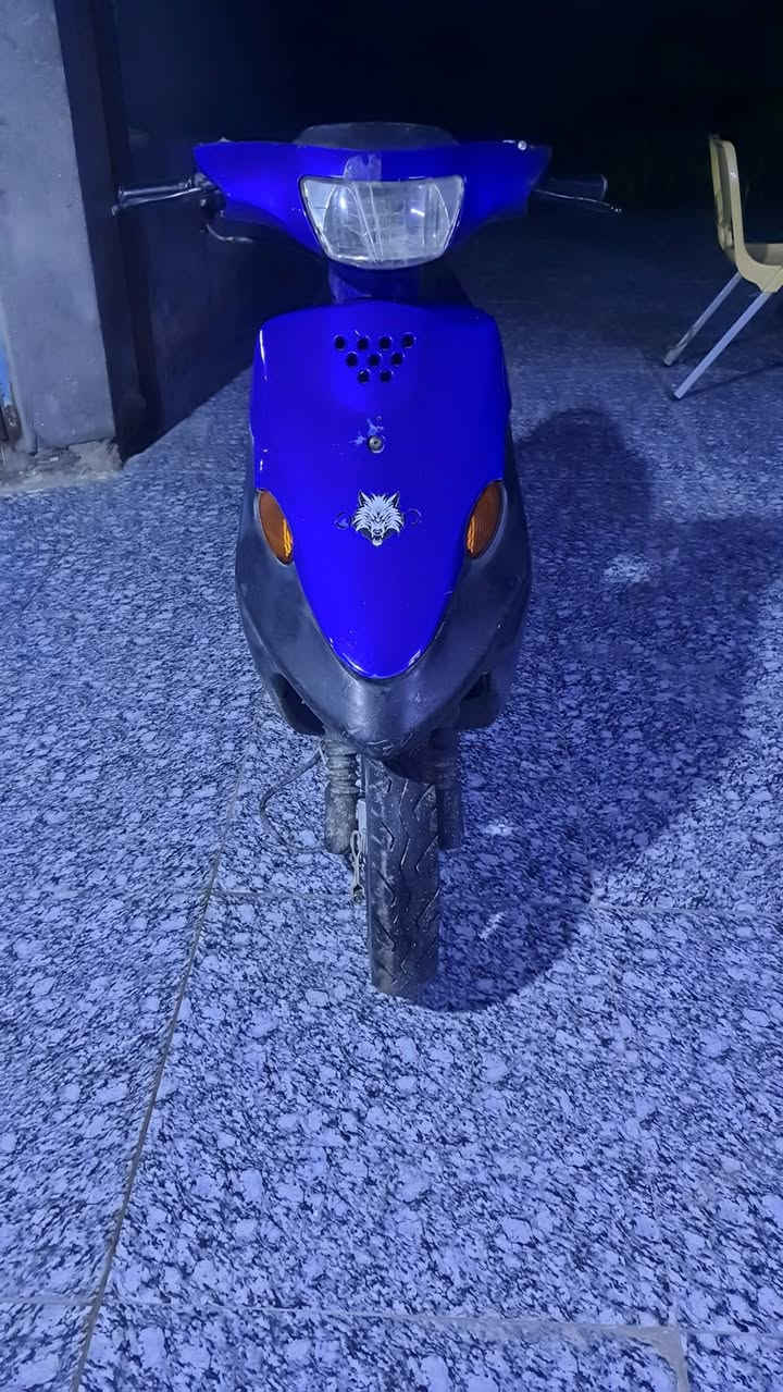 دارجه بيجي ٩ زروف للبيع دراجه نضيف مكينه شلعه معدل هورن شغال كلشي شقال دراجه حلوه السعر ٣٠٠ بيه مجال


**إذا كنت صاحب هذا الإعلان وتريد حذفه لأي سبب، رجاءا أرسل رسالة إلى الدعم الفني**