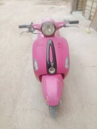 دراجة كامكو شغالة تخربط من تشتغل  نوزل  بغداد الزعفرانية  سعرها 250 07...