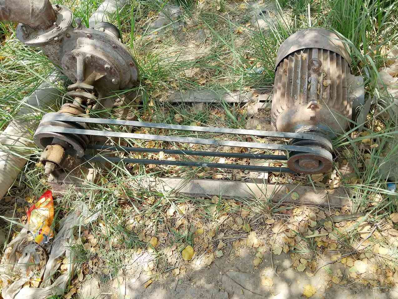 ماطور وخنزيره وقاعده ومذب 15حصان السعر المطلوب 700 العنوان محافظة الديوانية قضاء الشامية بيه مجال قليل كلش حك الجيه رقم الهاتف ***********
