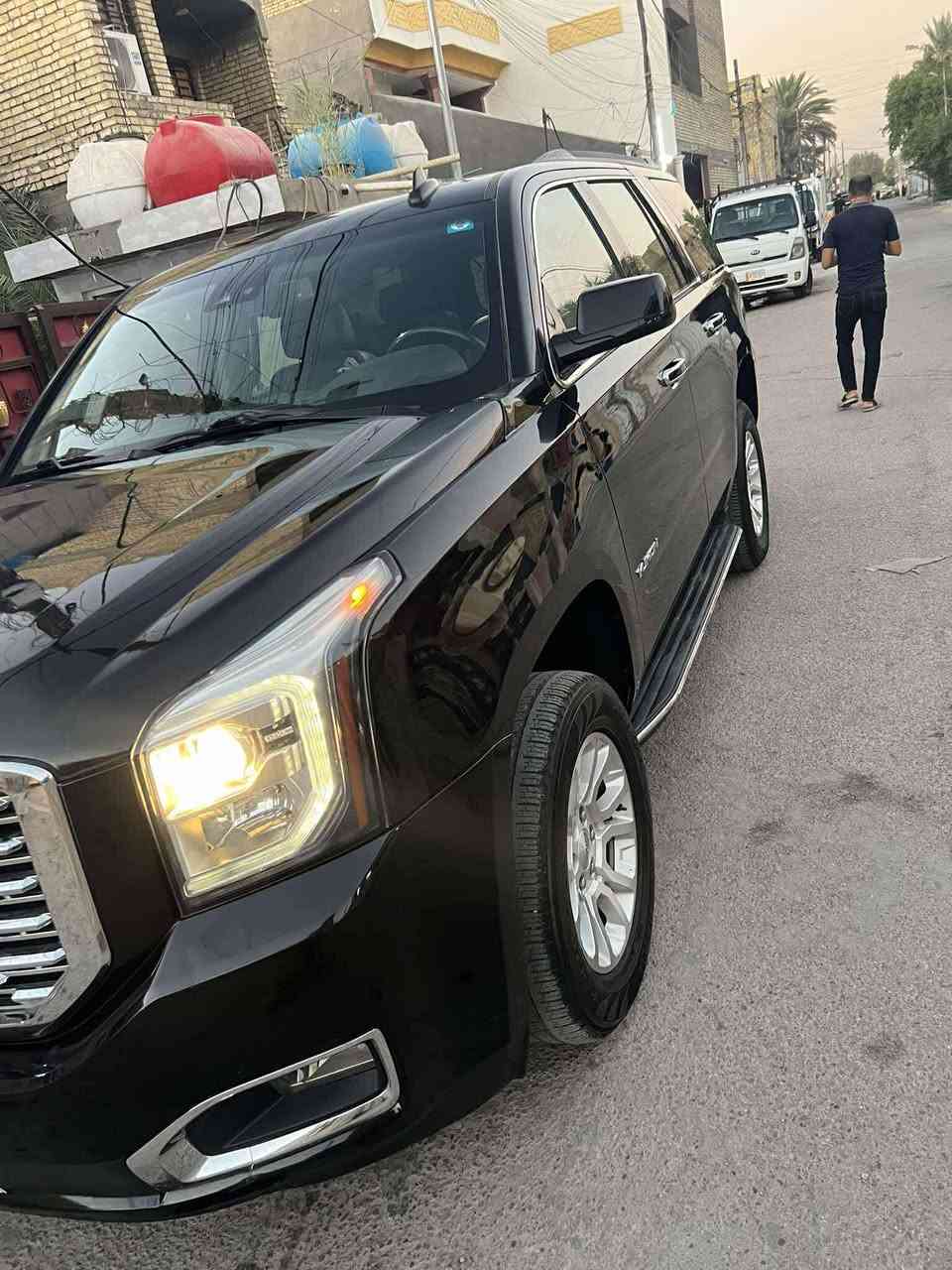 السلام عليكم لبيع جمسي وارد امريكي حادث بنيد وجملغ موديل 20 السياره مواصفات محرك المرغوب 5300 رقم بغداد انكليزي السعر 365وبيهه مجال التصال ***********/***********
