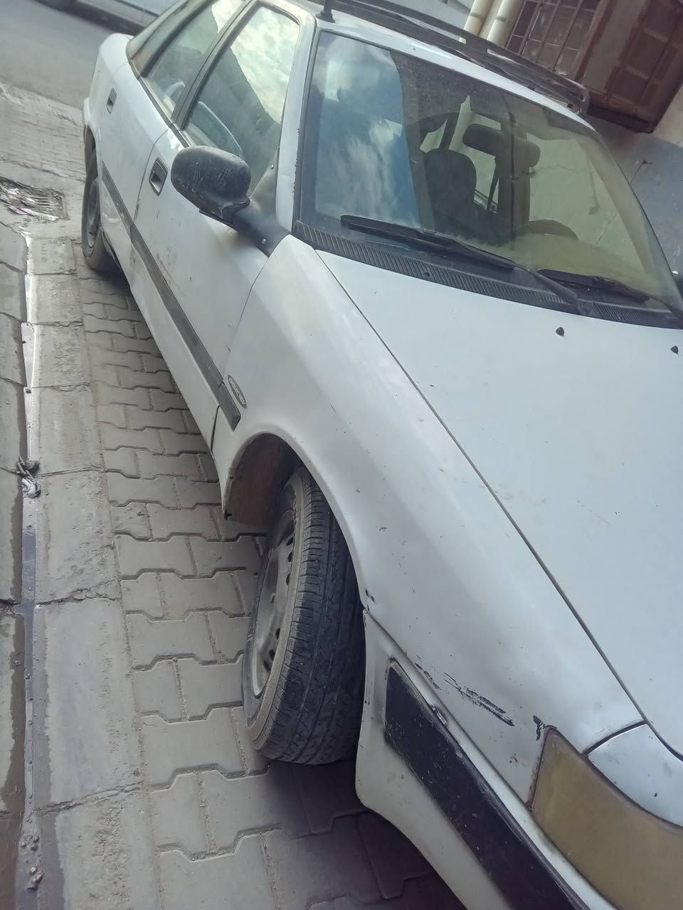 السلام عليكم 96 سياره باسمنا جير ومحرك تدفئه تبريد شغالات غرفتها تعبانه هذا الكشر شوفه عينك سعر 25 بمجال شرط التحويل مكان السياره بغداد الكاظميه
