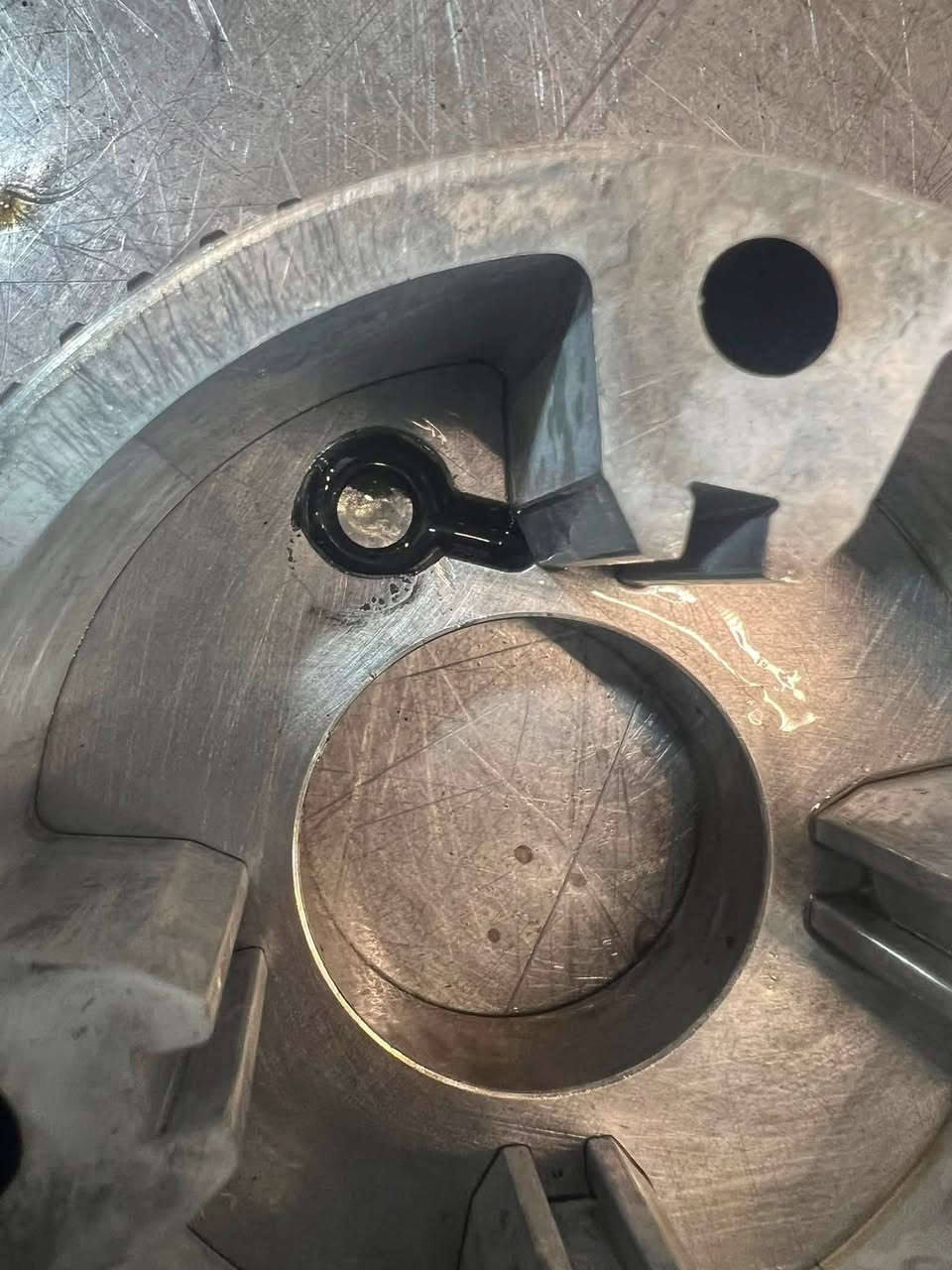 من ورشة الاخوين
تصليح وفحص السيارات بالكومبيوتر 

تجفيت تخم رواجز VVT لسياره جنسس 

عنوان كركوك حي صناعي جنوبي خلف محطة بنزين الشهيد 
📞 *********** &  *********** 
بأدارة اسطه اورهان و اسطه محمد
