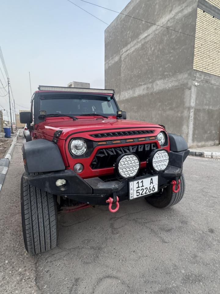 جيب رانكلار فئة سبورت محرك 6 سلندر عليها تعديل ورفع فول سفاري مع تخم تاير جديد 
مديل 17  حادث جداً بسيط رقم مميز 
للاتصال
***********
