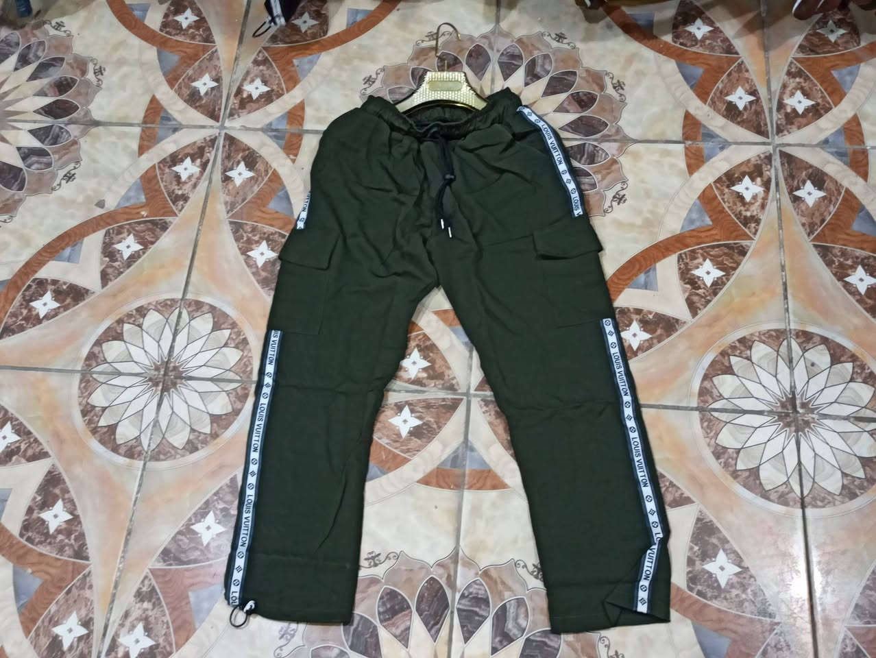 تنزيلات ♥️احذيه رجاليه سعر القطعه ب ١٠😘
بجايم بوي سعر القطعه ب ٨الاف ♥️ثنين ب ١٥😍
تشيرت تركي خامه لنن سعر القطعه ب ٨الاف ♥️ 
تشيرت هاف سعر القطعه ب ٨الاف ♥️العنوان الاسكان الرابعه محلات بيت زكيحي 😍


**إذا كنت صاحب هذا الإعلان وتريد حذفه لأي سبب، رجاءا أرسل رسالة إلى الدعم الفني**