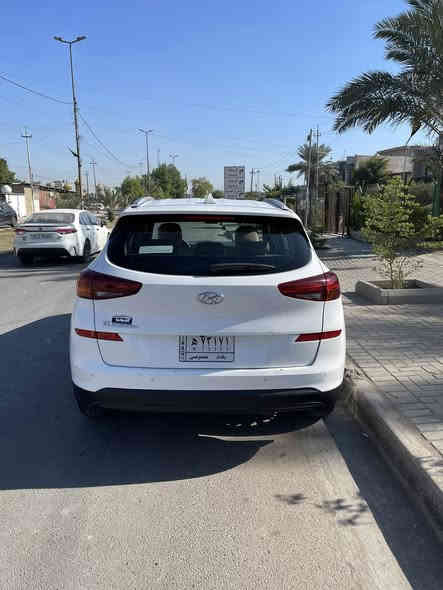 السلام عليكم للبيع  توسان 2020 خليجي 
كاصد اصل فول مواصفات عدا بانوراما 

ماشيه 108الف 

٥ عدسات

لايت زنون.

اناره ترحيب داخليه 

تحكم ستيرن فول

حساسات خلفي +امامي اصلي 

بصمه تشغيل

بصمه 

انفكيشن

اشاير بالمري +مري شفط

تبريد قطعتين أمامي خلفي

يدات نيكل اصلي

اناره ترحيب عند الاقتراب

لايت دوار حساس عند الاستداره

كامره خلفيه 

سايد بريك بالرجل

مقاعد كهرباء ٢ 

شاحن واير ليس

5 ويل كب.

السعر 21500$

باقي المواصفات المعروفه

سيارة مكفوله بدون صبغ بدون بارد 

مكانها بغداد الاعلام 

رقم بغداد بأسمي تحويل ثاني يوم 

***********
