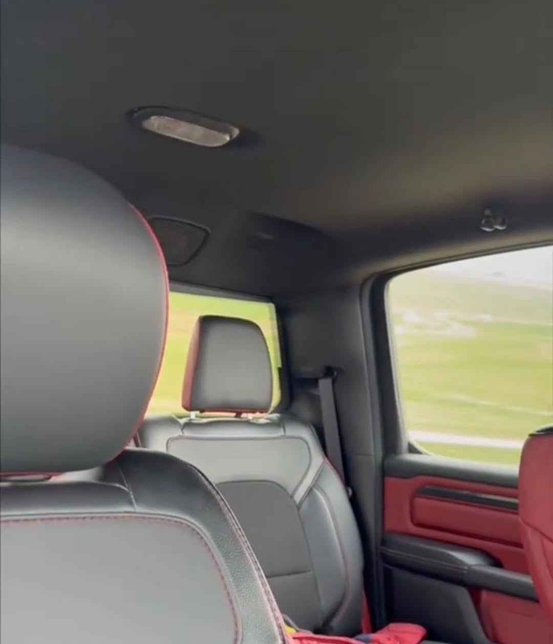 🔥🔥 للبيع | دوج رام ريبيل 2022 🔥🔥
الهيبة والقوة… للي يعرف قيمة الريبيل 💪

🚗 دوج رام ريبيل – موديل 2022
✔️ مواصفات الريبيل المعروفة
✔️ كلين 100% بحالة الوكالة
✔️ استخدام نظيف
✔️ جاهزة للفحص

🖤 سيارة عملية وقوية
مناسبة للبر، السفر، والاستخدام اليومي

💰 السعر: 40,000 دولار
📚 (أربع دفاتر)
✅ السعر بيه مجال للجاد

📍 الموقع: ذي قار – الناصرية
📞 للتواصل: ***********
📸 الصور مرفقة

#دوج_رام
#رام_ريبيل
#سيارات_ذي_قار
#سيارات_الناصرية
#بيع_سيارات_العراق
#سيارات_للبيع
#سيارات_امريكي
#بيكاب
#سوق_السيارات
#فرصة_حلوة
