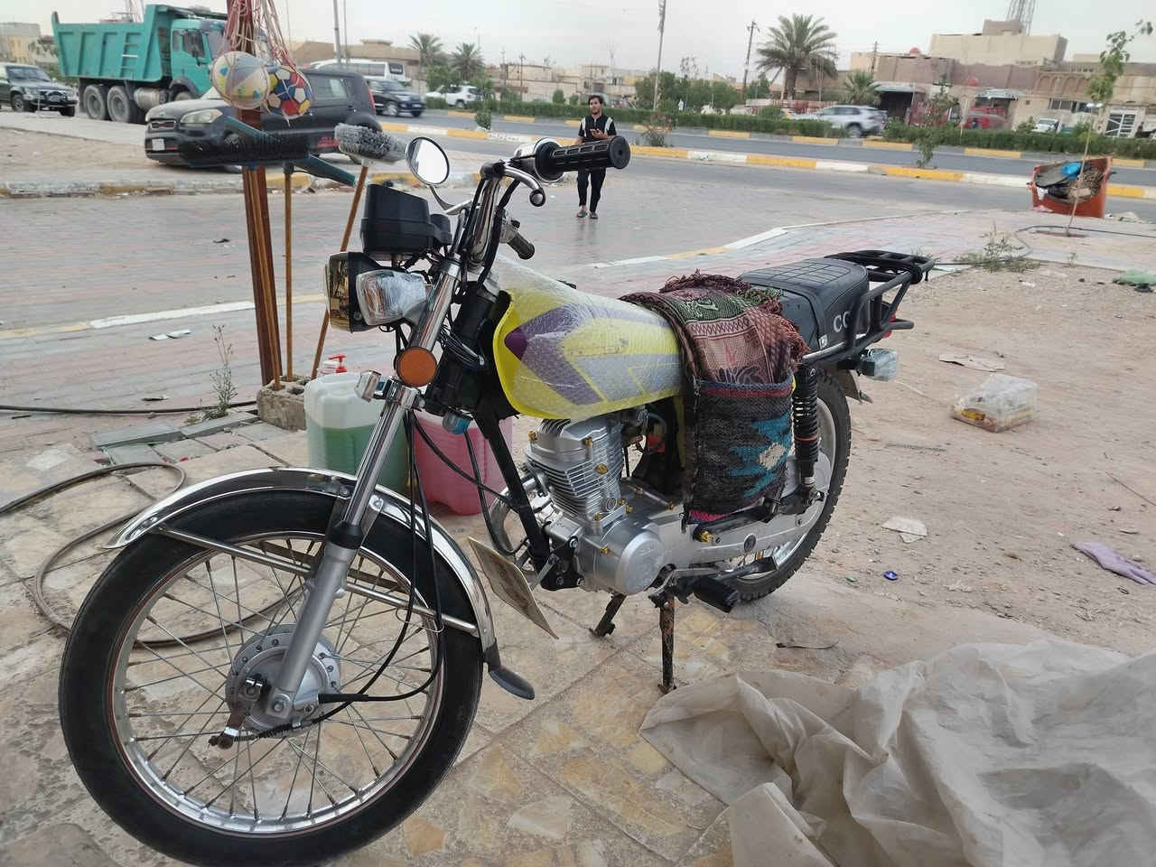 سلام عليكم
أرشا 2021
امتياز إيراني
دراجه ب اسمي
دراجه كامله من كلشي بس هورن ماشاده
محرك مكفول حته تفيلس مامفيلس
سعرها 700وبيها مجال
مكاني كربلاء المقدسه
هـ***********
