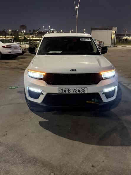 السلام عليكم 
للبيع جيب كراند شيروكي لمتد فول مواصفات وارد امريكي كفاله عامه داخله تقرير غرق ماشيه 20الف سونارها بلمنشور مديل 2023  رقم بصره حره بسمي  تحويل ثاني يوم العنوان ناصريه مركز الاتصال على الرقم ***********هـ

ملاحظه : السعر 330 وبيه مجال
