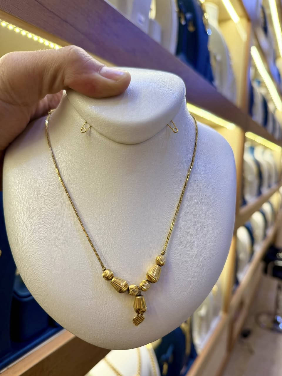 ذهب مستعمل  مجوهرات احمد الخفاجي ناصرية تاج مول طابق الارضي للاستفسار ***********وتساب
