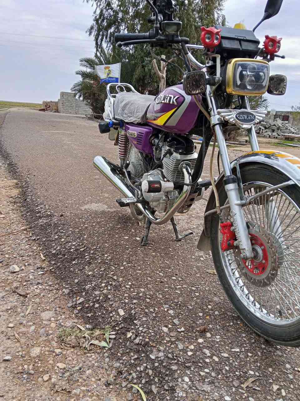 سلام عليكم دراجة لبيع موديل 23 
***********
المكان كنعان
