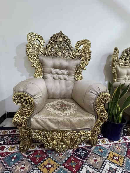 السلام عليكم
تخم ملكي مصري اصل
خشب تزكام خشب جاوي ثقيل
تخم نظافتة 100بل100
5قطع مع كوشات
مع طبلات نفس شكل
تخم حلو وسهل الغسل بي زناجيل ينفتح وينشد السعر 600 بي مجال كلش قليل العنوان خمس ميل سوق حطين
وتوجد خدمة توصيل
بي واتساب ***********
بس تصال ***********
