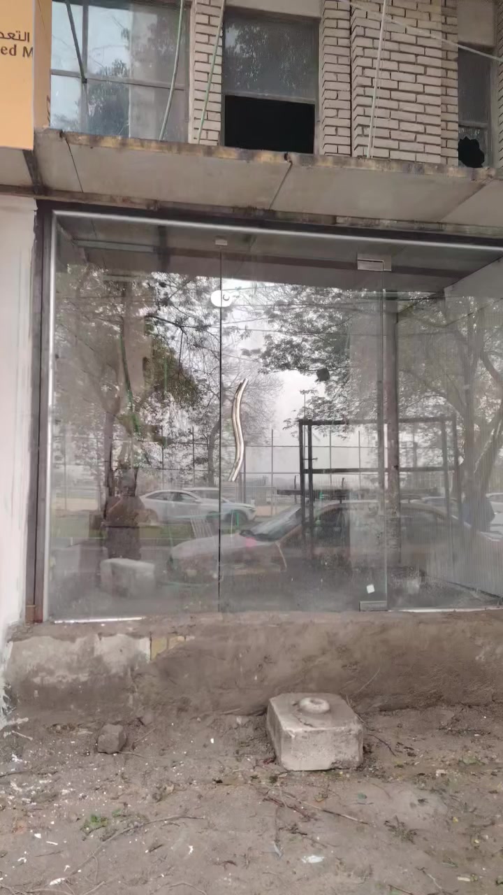 محل إيجار
كرادة ع شارع أبو نؤاس
واجهه 3 متر نزال 6

***********
