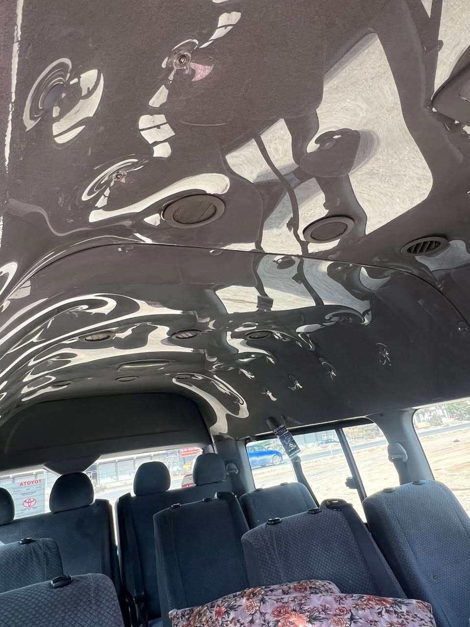 السلام عليكم 
هايسه تيوتا 2011 للبيع سياره نضيف بمعنى الكلمه سياره خط طلاب فقط ما طابه كراج  جاهز من كلشي كلها جديده 
محرك كير اكسن صدر امامي خلفي تخم تاير كهربائيات كلها شغاله على وضع الشركه  دوشمه جديده قبل ٣ اشهر مدوشمه
السياره بيها دعجه بطويله أمام التاير الخلفي ومعمره فقط وبيها تكحيلات شخوط بالكصيره فقط موجوده صور الدعجه 
السعر 225
***********
