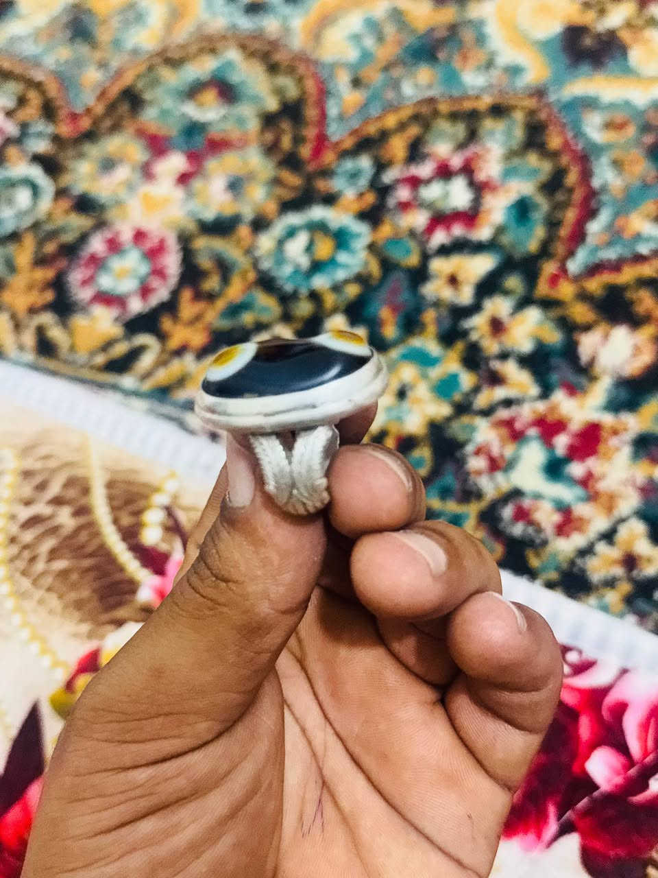 محبس البيع  فضه خالص سليماني مجزع عينين لاستفسار *********** هاذ رقمي وموجود خاص @ الجميع
