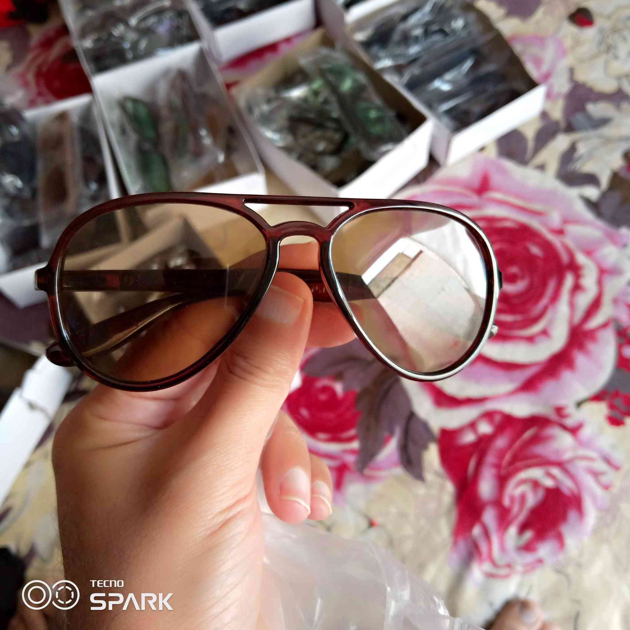 البيع جملة عنوان بغداد 
اقل طلب خمسة درزن 60 قطعة مشكل ب 60 الف
تاخذ مشكل يطلع موديلات أكثر 
أفضل ما تأخذ 5 درزن فقط خمسة موديلات 
انطيك مشكل اللوان وموديلات


**إذا كنت صاحب هذا الإعلان وتريد حذفه لأي سبب، رجاءا أرسل رسالة إلى الدعم الفني**