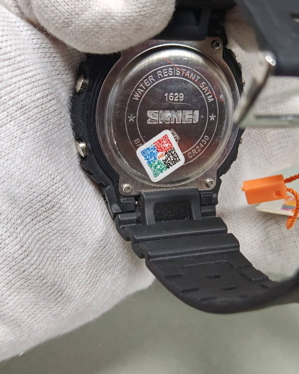 مزاااااااااد مزاااااااااد 
لدينا لكم اليوم مزاااااااااد جديد لساعه راقيه ومميزع الساعه سكمي رياضي اصلي ربر  موديل حديث يمتاز بعدة مميزات تفيد الرياضيين والعسكريين   

يبدا المزاد الان وينتهي اليوم ساعه 2 ليلا

فتحة باب الساعه 10دولار واقل رفعه 5دولار 
الساعه اصلي 
ربر طبي
الكتروني
تاريخ شهري
تاريخ اسبوعي
منبه
بلوتوث
عداد سعرات
عداد جري 
توقيت نظام 24
لايت
تاتي مع علبه  حافظه والظمان سنه كامله 
يوجد توصيل لجميع المحافظات


**إذا كنت صاحب هذا الإعلان وتريد حذفه لأي سبب، رجاءا أرسل رسالة إلى الدعم الفني**