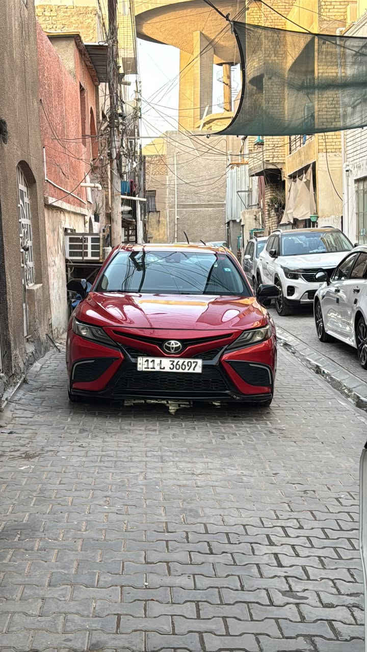 كامري se 2323
سيارة حادثها من امريكا بنيد فقط بدون دواخل بجم سليم بس بنيد مصبوغ ومبدل وبيها طخه هنا بغداد جاملغ خلف سايق بارد  
معوقين سيارة بعد سنه ونص تنفك 
السعر ١٩٣ 
نص فول السيارة معروفه مواصفاتها 
بيها مجال بسيط


**إذا كنت صاحب هذا الإعلان وتريد حذفه لأي سبب، رجاءا أرسل رسالة إلى الدعم الفني**