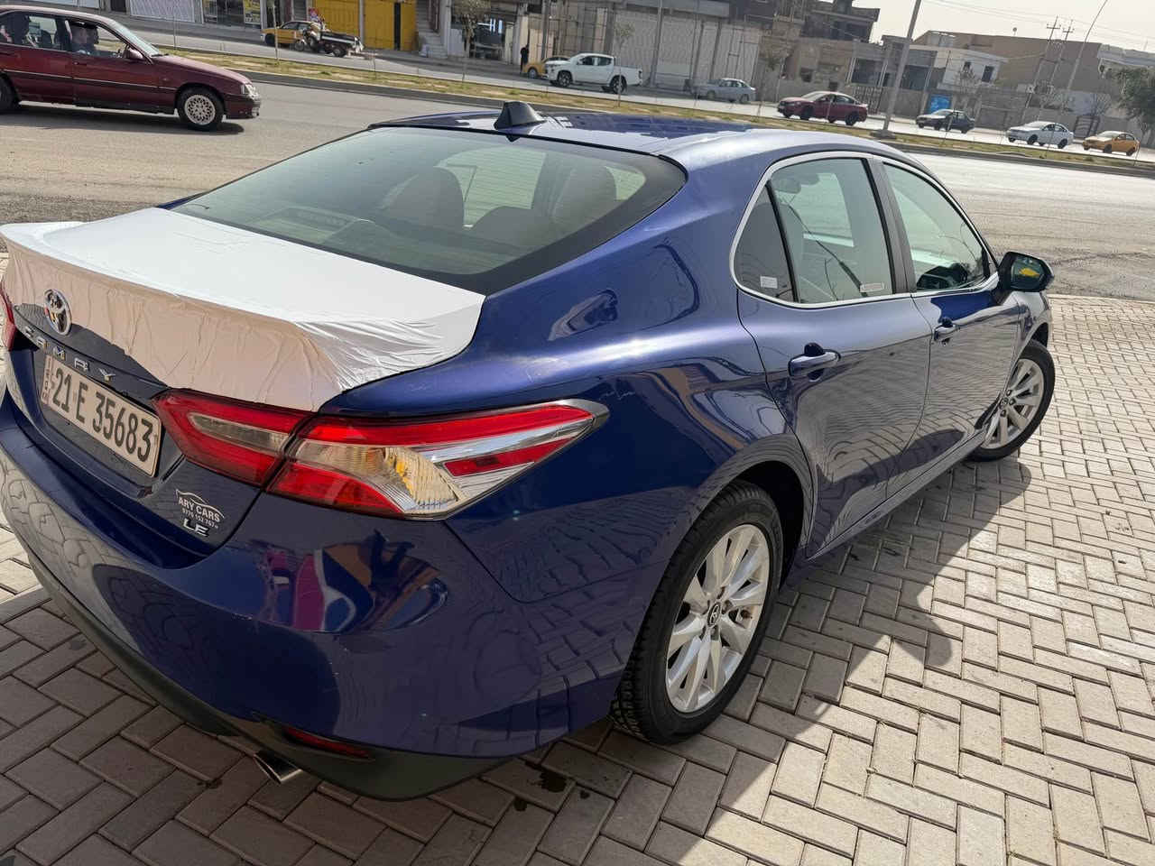 كاميري موديل 2018
مواصفات le
بجم كبس بدون ايرباك بدون دواخل 
بس قبخ صندوق صبخ 
كير محرك بشرط مامفتوح
رقم سنوي جديد
سعر 160 شويه بي مجال
***********
*********** كركوك, العراق
