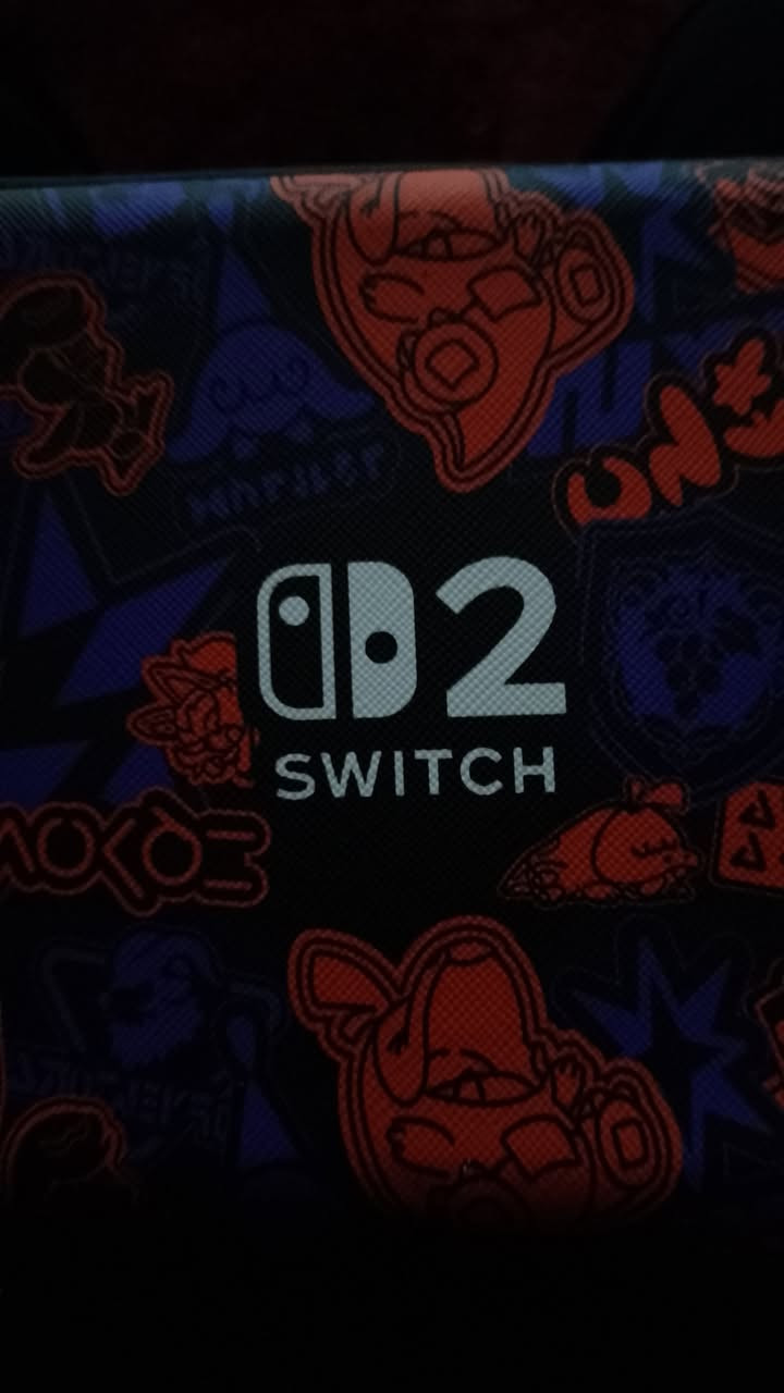 جنطة فارغة اصلية مال 2SWITCH قيم واخذهة 

***********
