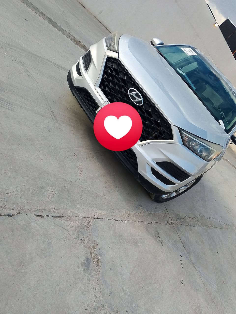 السلام عليكم تكسون موديل 19 رقم نينوى الماني محرك كير شرط محرك 2400 ما مفتوح بدون ضرر بدون صبغ كلين بسمي سعر مناسب سعر على اتصل رقمي ***********
