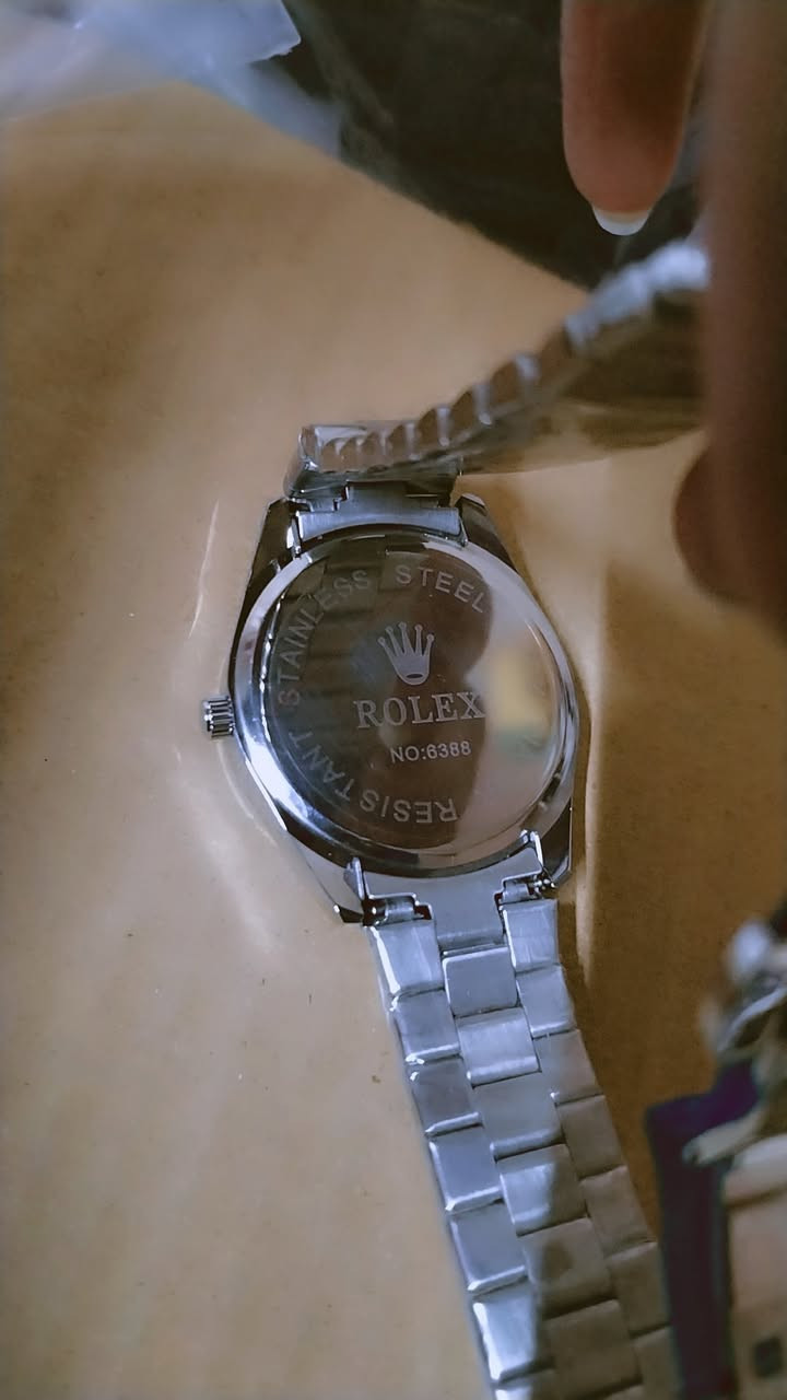 ساعه رولكس وزن ثقيل  اعلئ سعر ابيع


**إذا كنت صاحب هذا الإعلان وتريد حذفه لأي سبب، رجاءا أرسل رسالة إلى الدعم الفني**