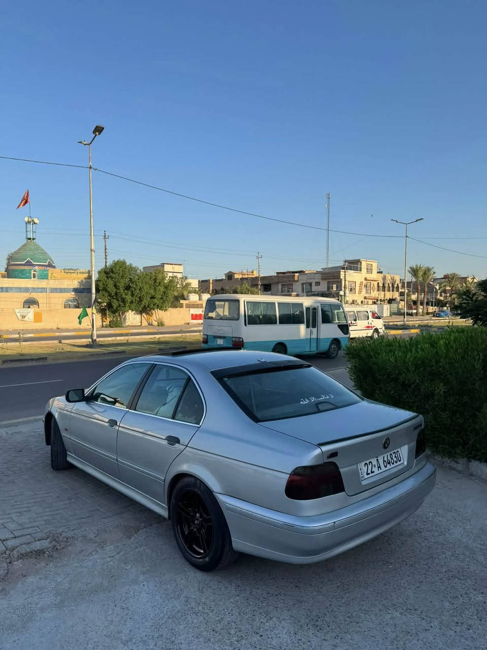 السلام عليكم
للبيع او مراوس حسب القناعه 
Bmw 525 i 2000 موديل 
صبغ عام جراد
محرك ٦ دبل فانوس 
كير اوتو 
كير مكينه كله جاهز 
ماناقصه برغي السياره 
فول موصفات 
فتحه سقف 
خمس ويل كب 
فول تحكمات استرين 
تبيرد ثلج + قطعتين 
دواخل لونين 
تلفون بلادي 
دعاميه m 
شاشه تاب 
برده خلفيه 
كامره خلفيه 
٣ وضعيات قياده
السياره جاهزه من كلشي مال جناي 
رقم شمالي تحويل ثاني يوم 
***********
السعر ١٠٣ وبيه مجال بسيط 
مكاني بغداد حي الجهاد
