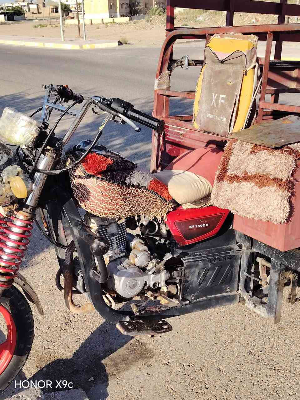 السلام عليكم هاي طرطوره ام الطير السعر مليون و200 وبيها مجال رقم ***********
