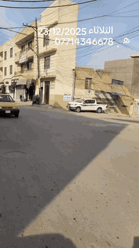 دار ملك صرف للبيع مساحه 720م . الواجهة 30.م الدار على مدخلين من سبع ابكار والمدخل الثاني من المربعات  قرب مطعم نسيم دجلة السعر للمتر 2.500  .ه‍. .***********
