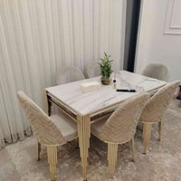 ميز طعام • ٦كراسي